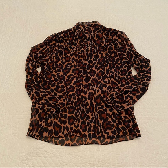 J crew leopard crinkle chiffon shirt medium NWOT - Picture 4 of 4